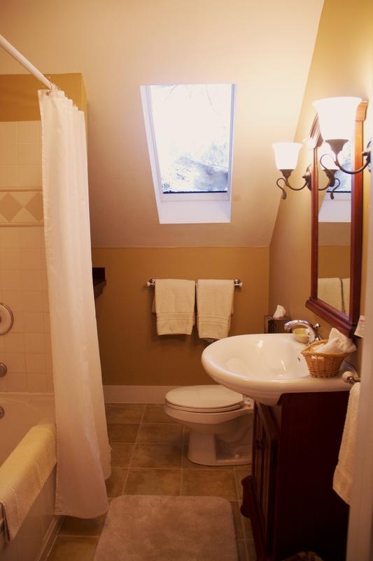 Inn At Baldwin Creek & Mary'S Restaurant Bristol Kamer foto
